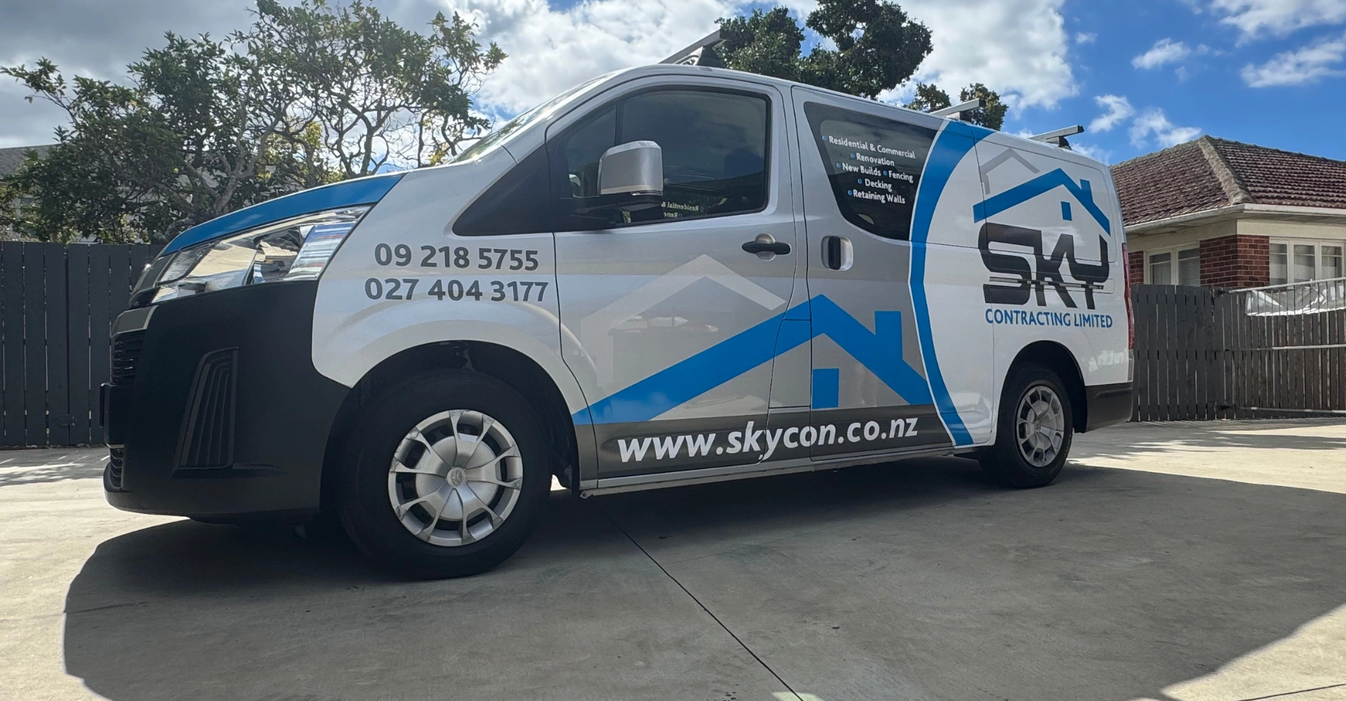 Toyota HiAce Signage in Auckland