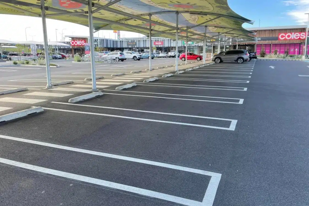 Auckland parking lot line making